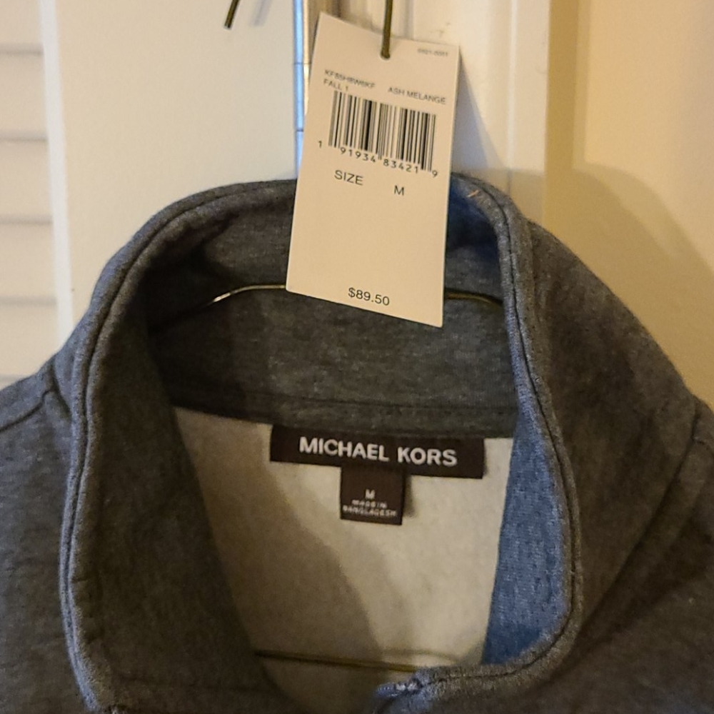 Sweatshirt - Picture 3 of 4